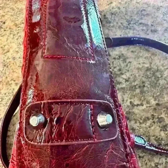 MC Faux Leather Alligator Crocodile Pattern Red Leather Shoulder Purse Handbag. - Picture 8 of 15